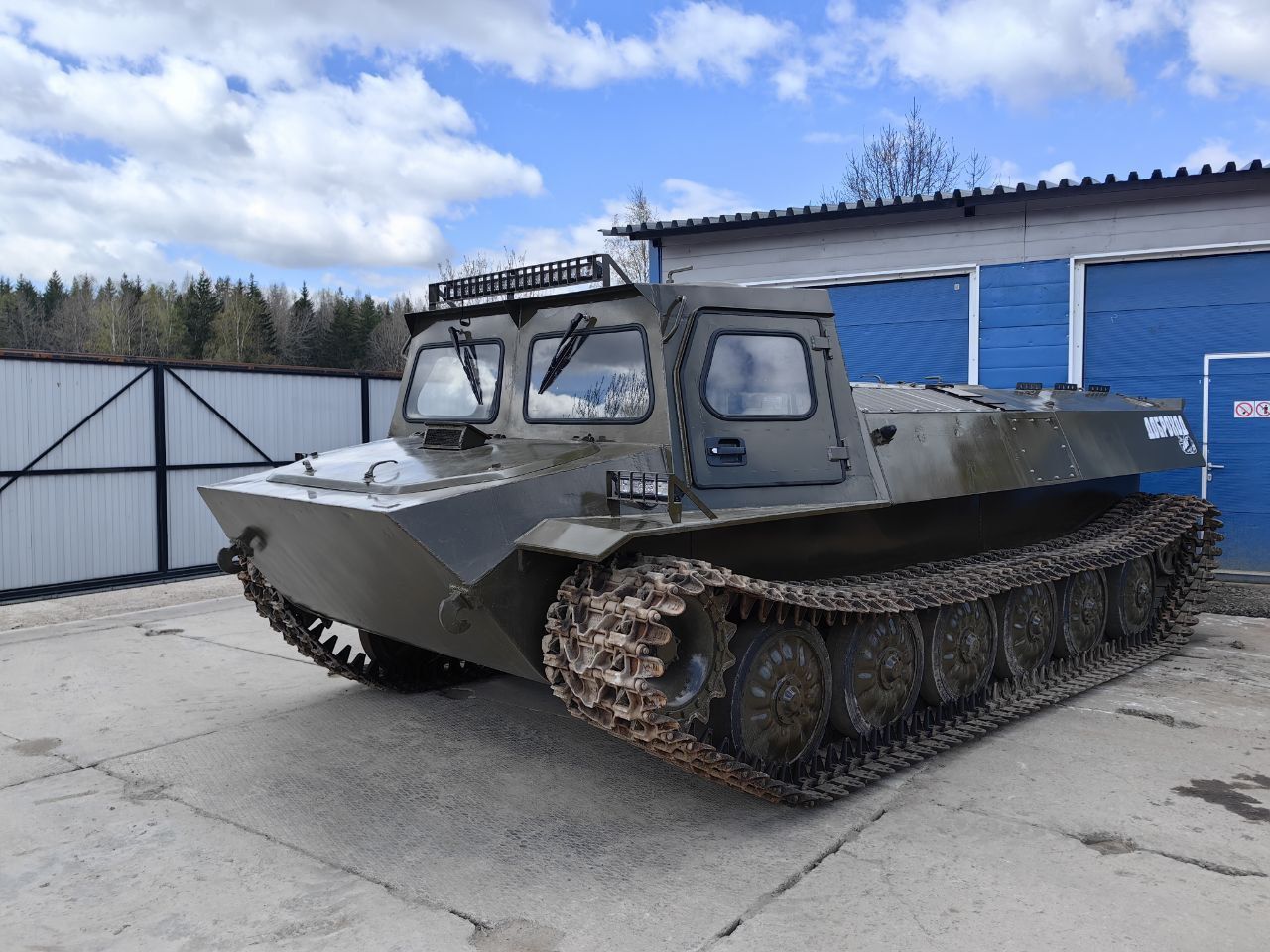 Вездеход ТГМ-1 (МТЛБ) цельнометаллический